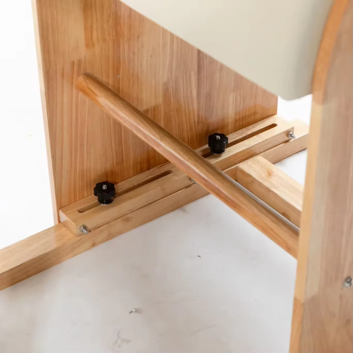 H45b1e1e545ca4461a1a618e13dae833d1