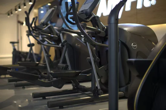 Commercial Elliptical Machine for Gym Use