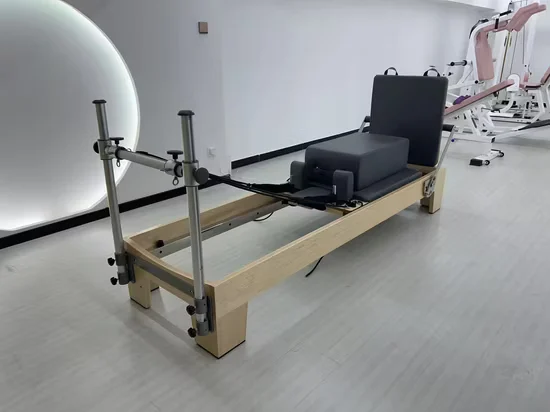 Commercial Maple Wooden Pilates Reformer with Adjustable Pulley